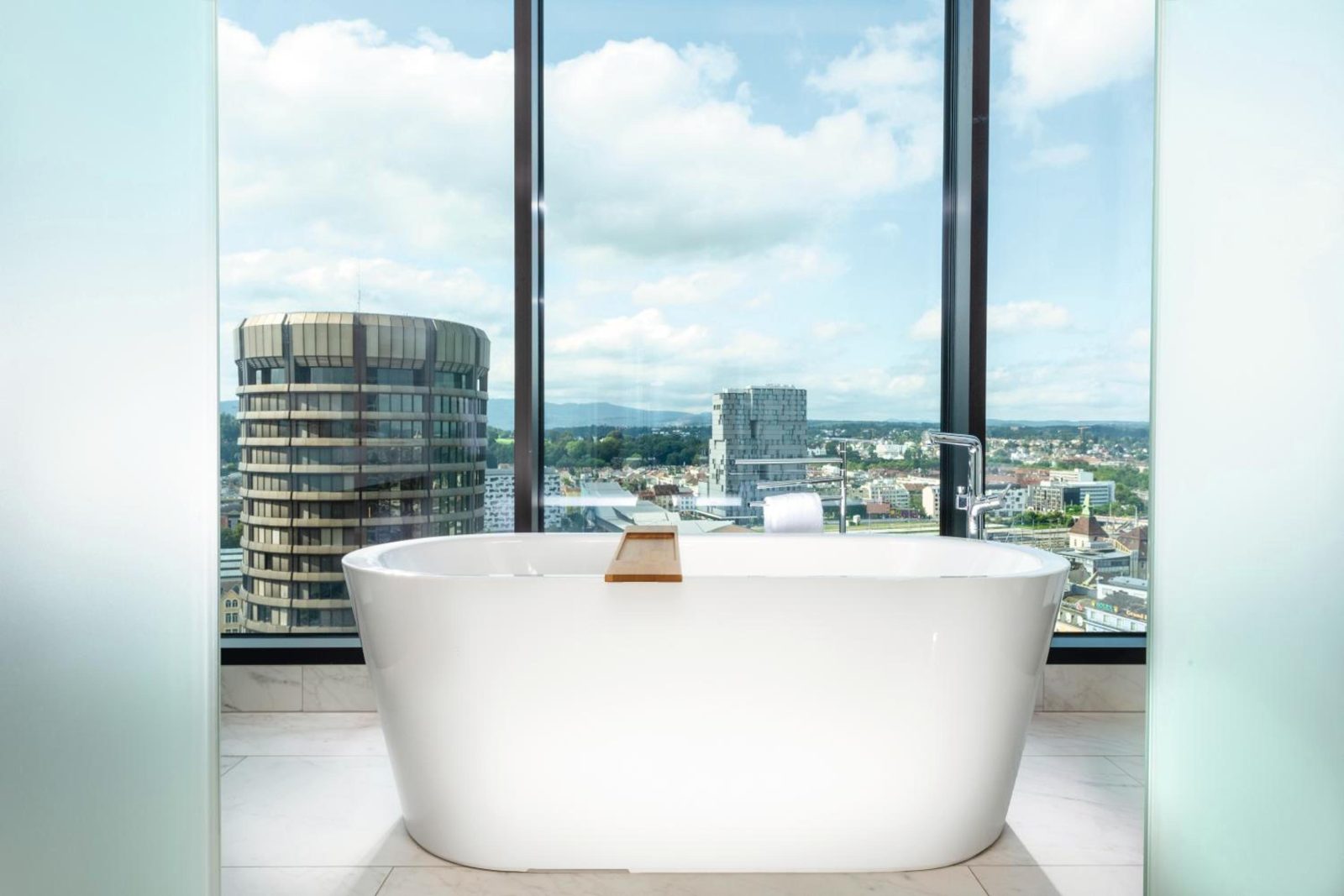Mövenpick Hotel Basel — photo 4