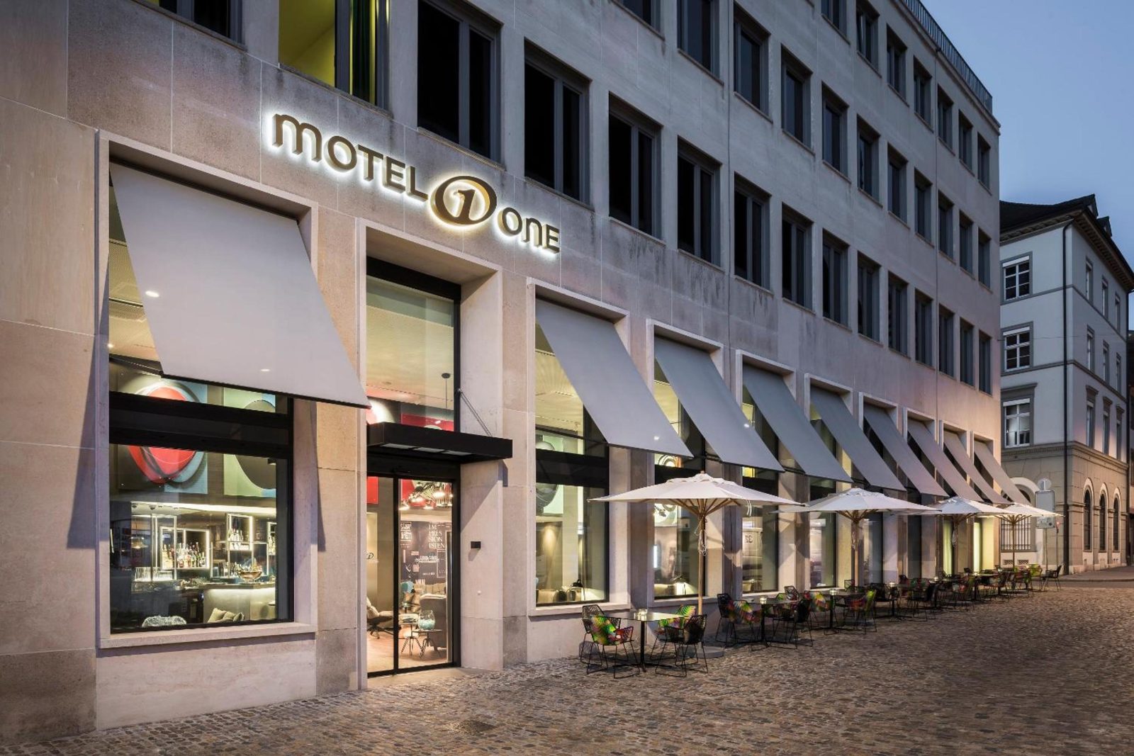 Motel One Basel — photo 2