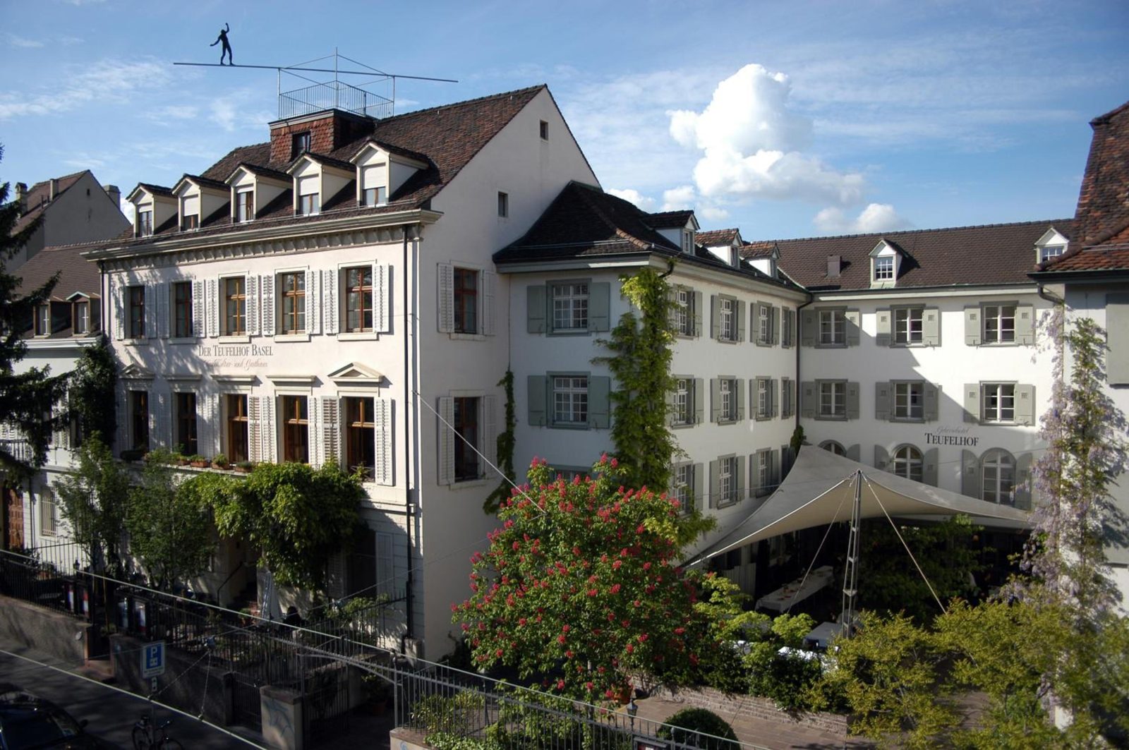 Gast - und Kulturhaus Der Teufelhof Basel — photo 2